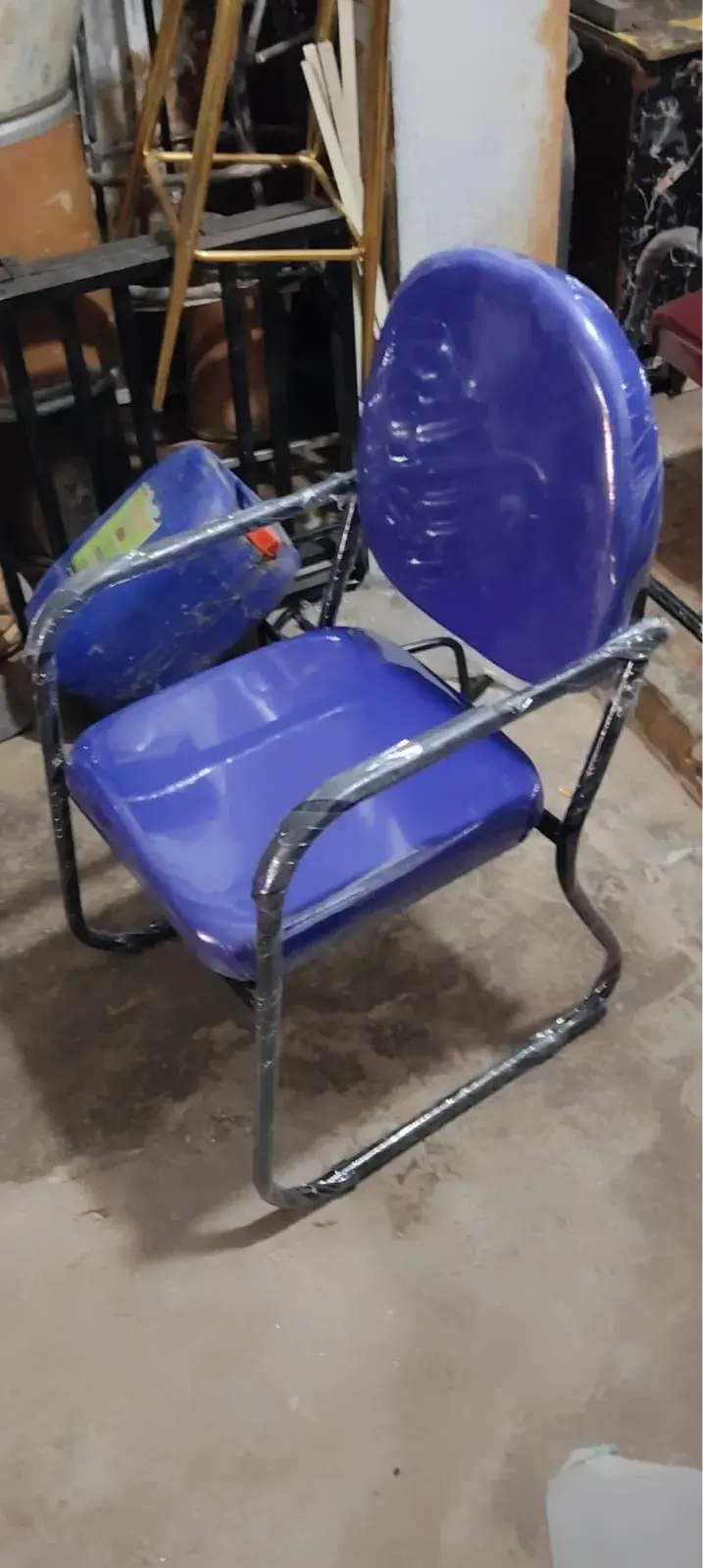 Visitor chair metal 