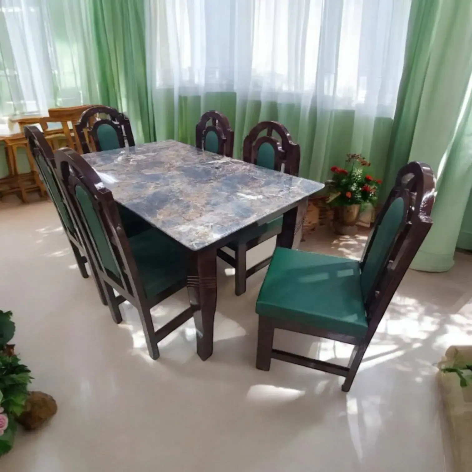 Dining Table 6 seater