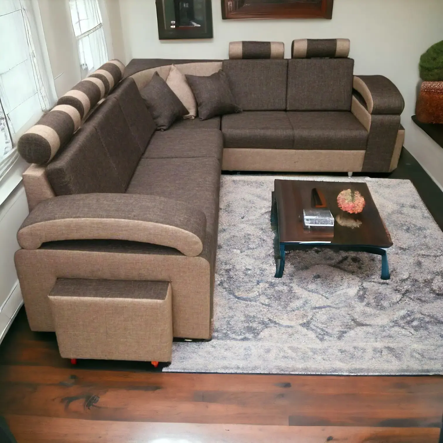 Corner Sofa Set With 2 Puffy In Surat