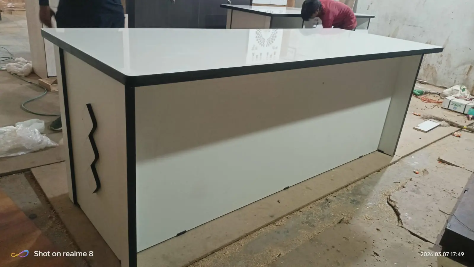 Modern White Office Table with Multi-Drawer Storage