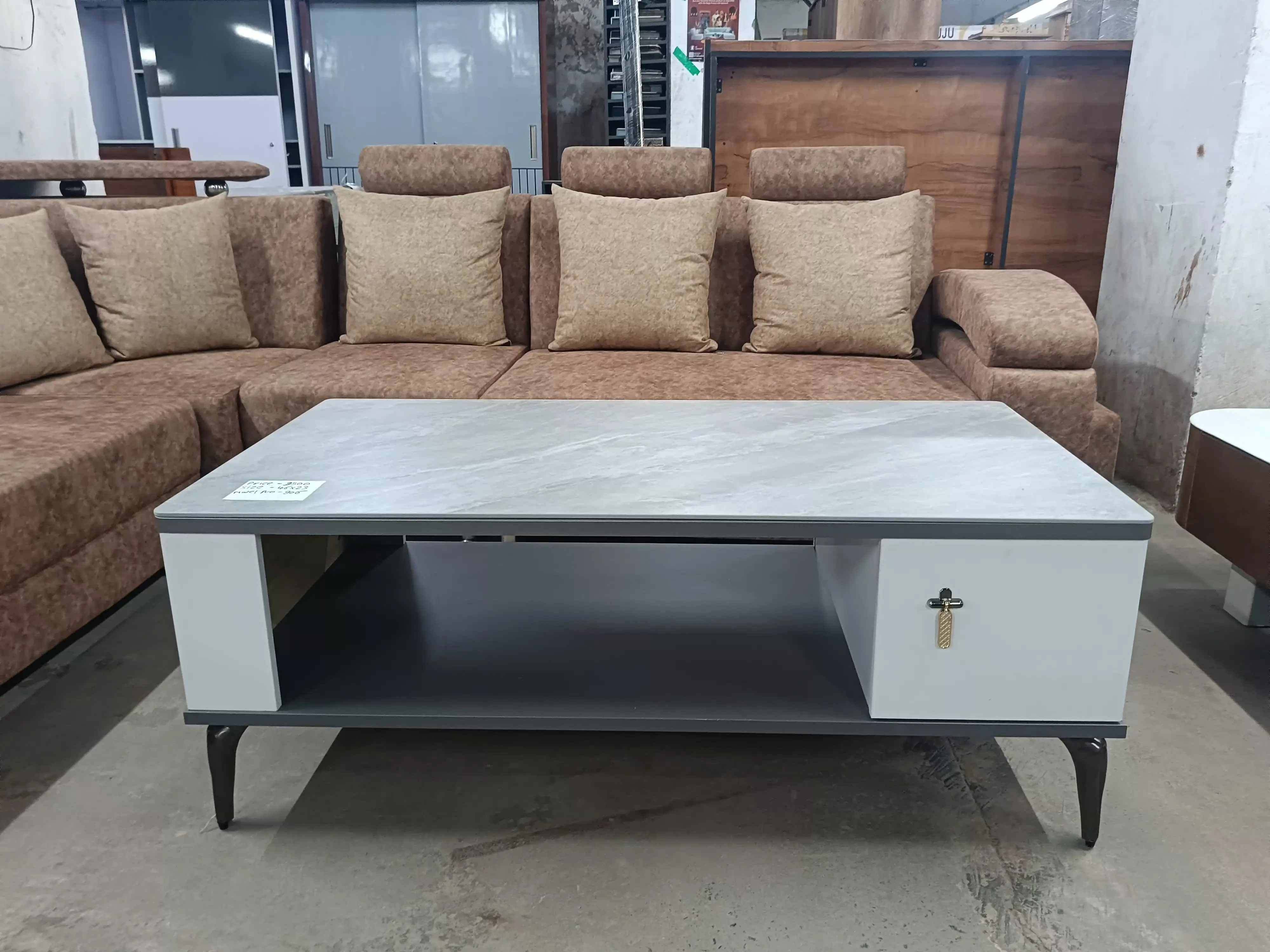 Imp centre table C906