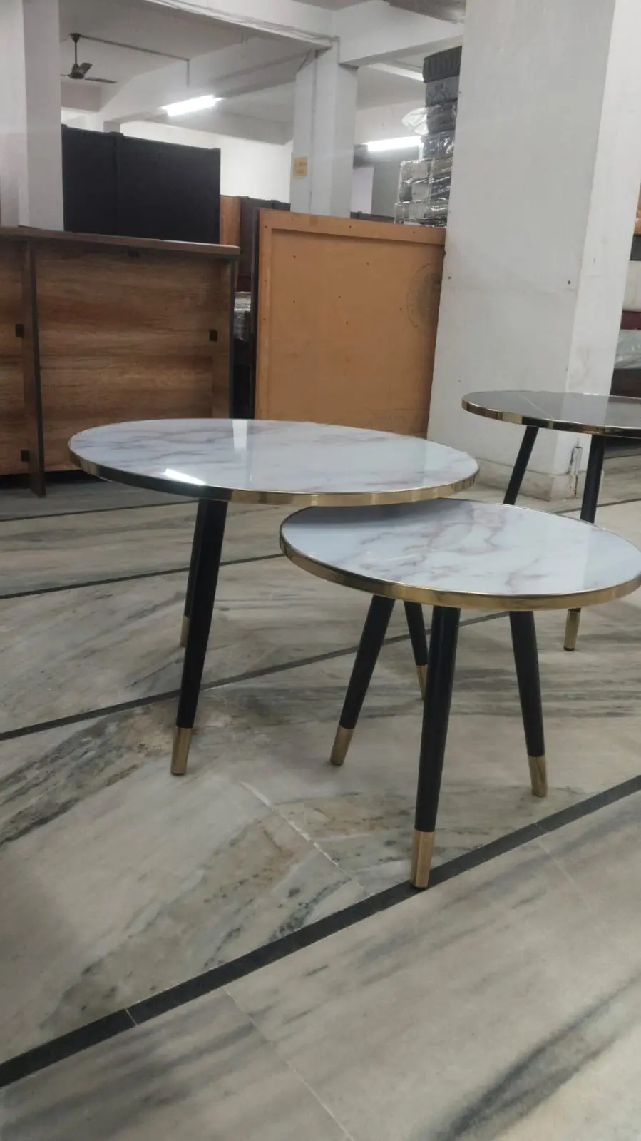 Imp centre table C835