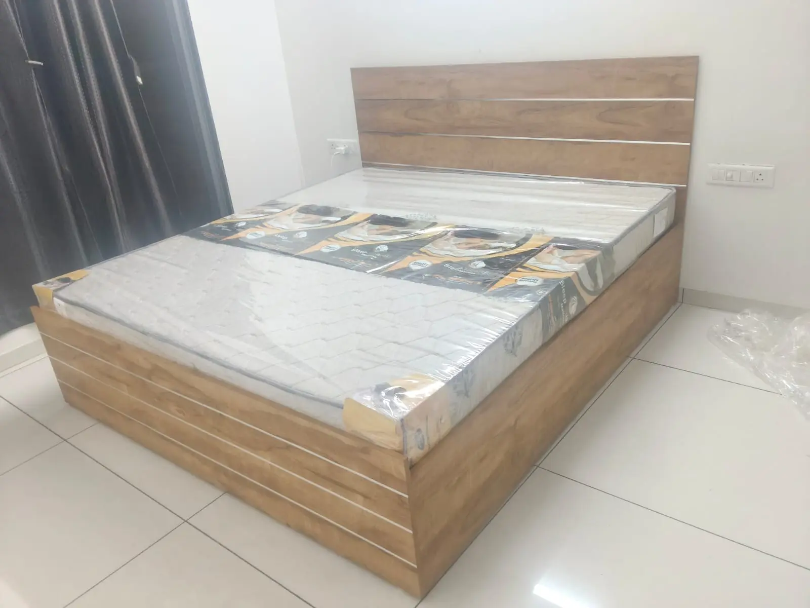78x72 Ply Sunmica Bed