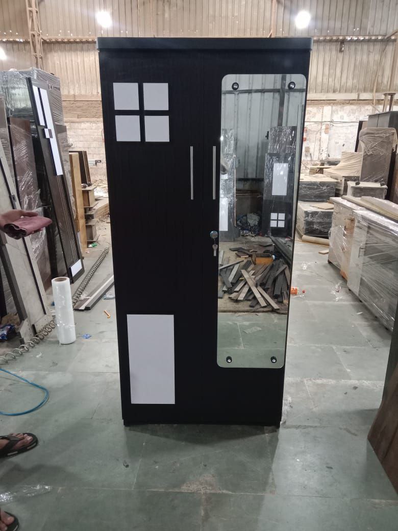 2 door wardrobe 66x16x30