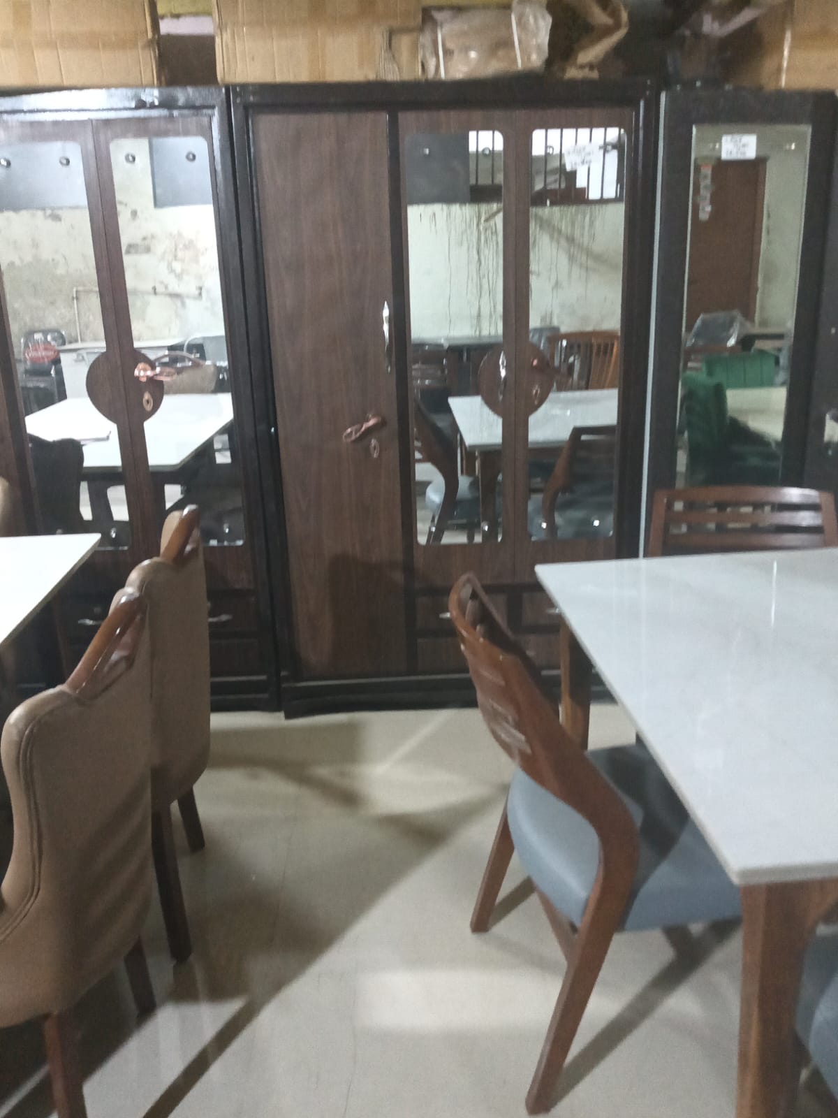 3 DOOR METAL TIJORI DABHOI