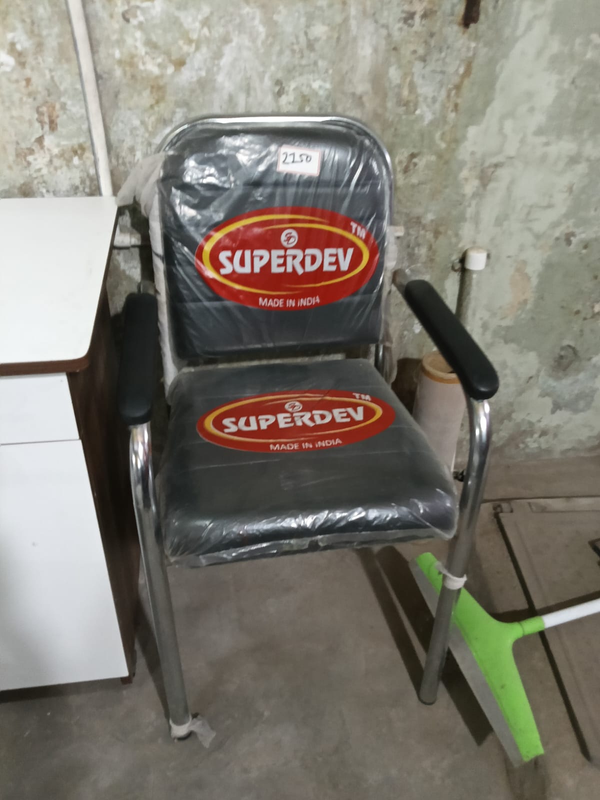 super dev chair 1