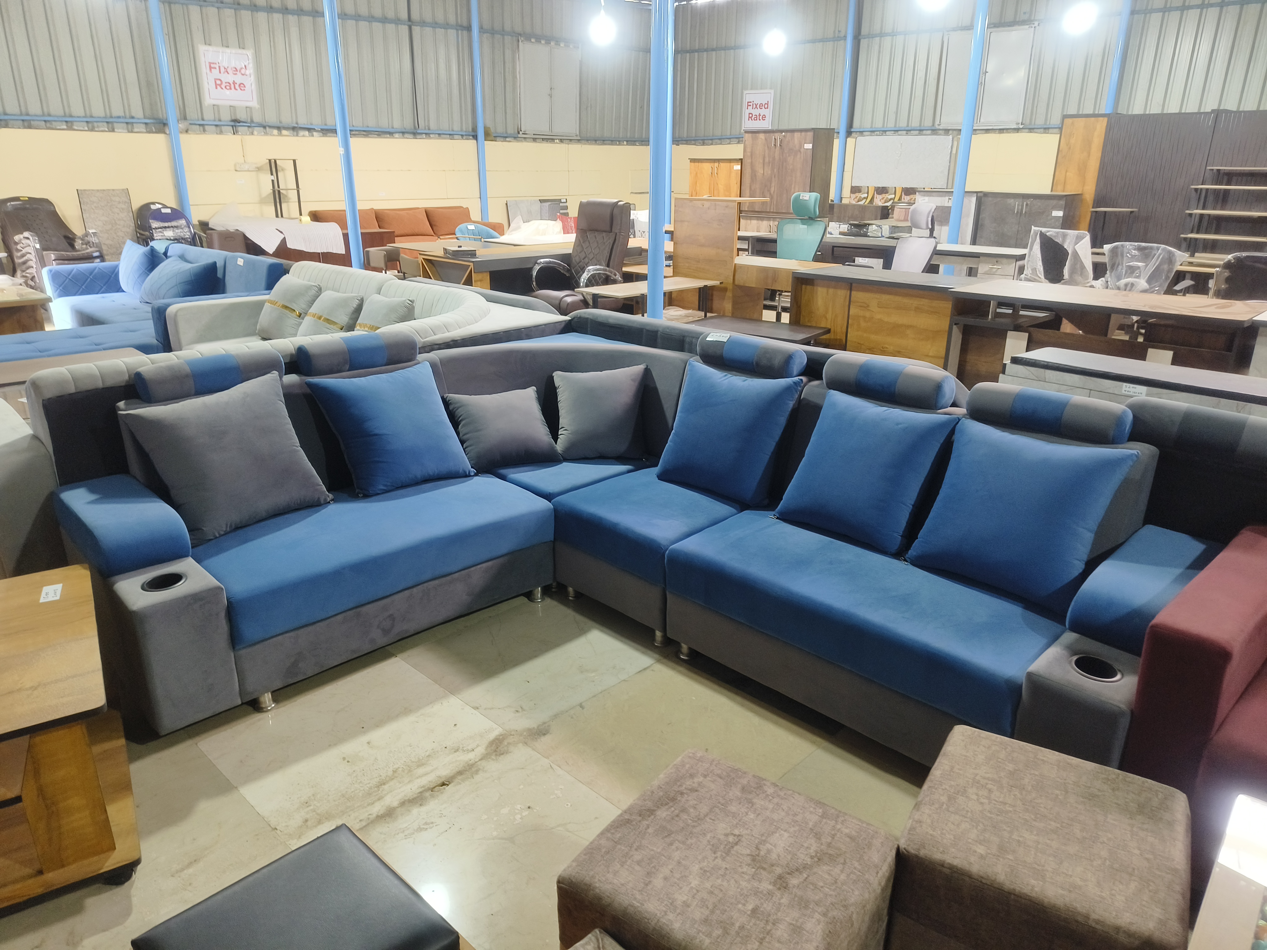 Sofa corner cup holder