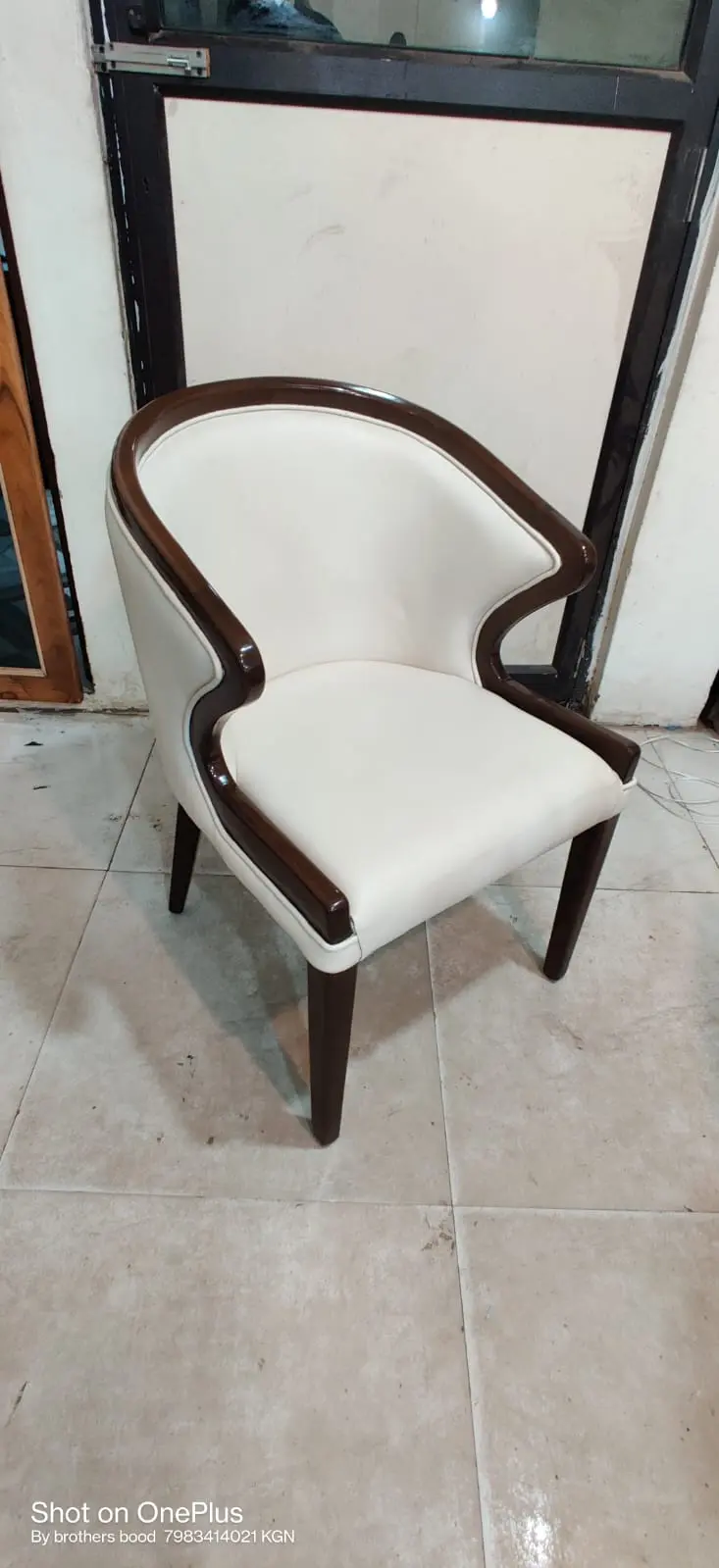 Aenaconda chair wodan