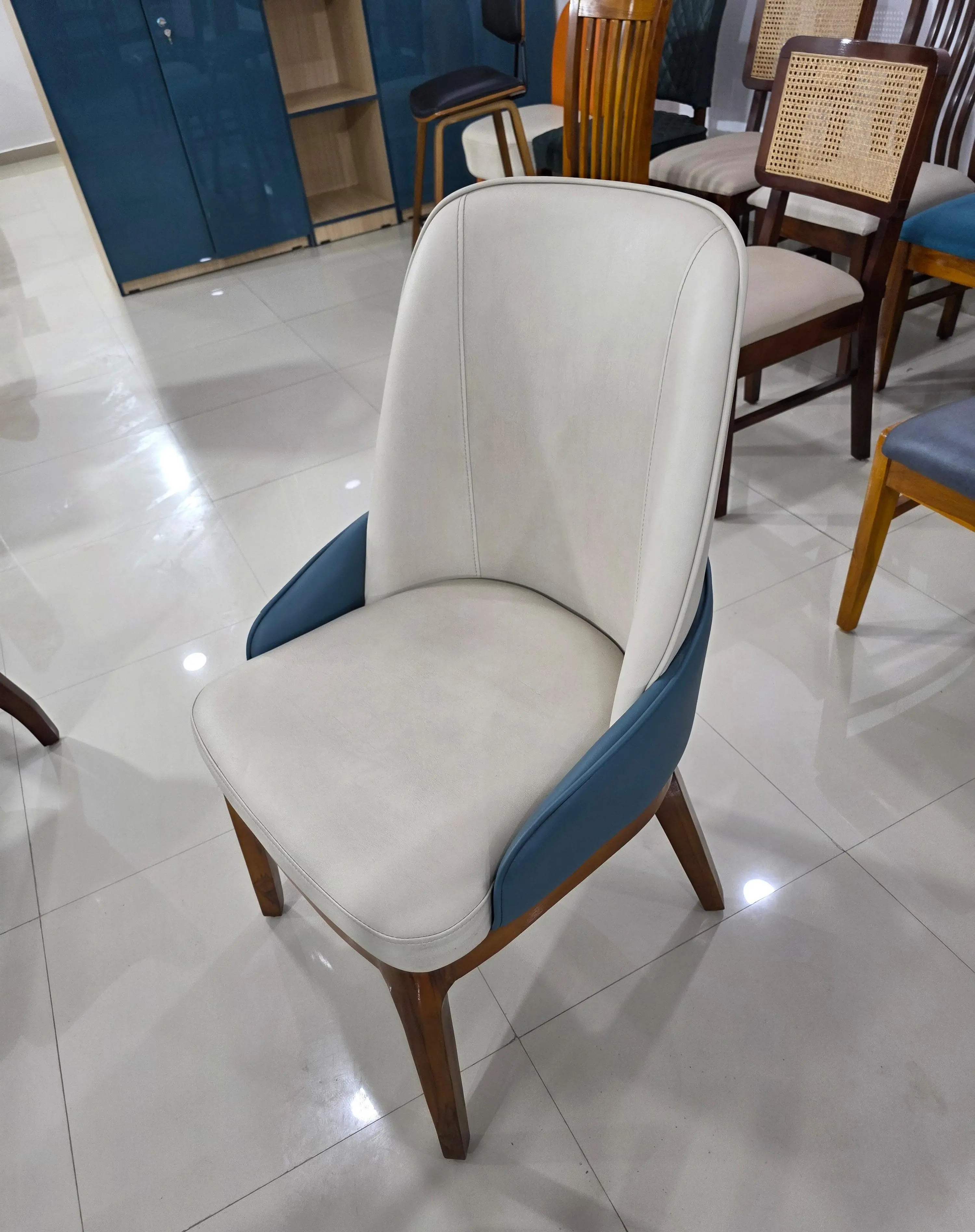 Dabal beg chair